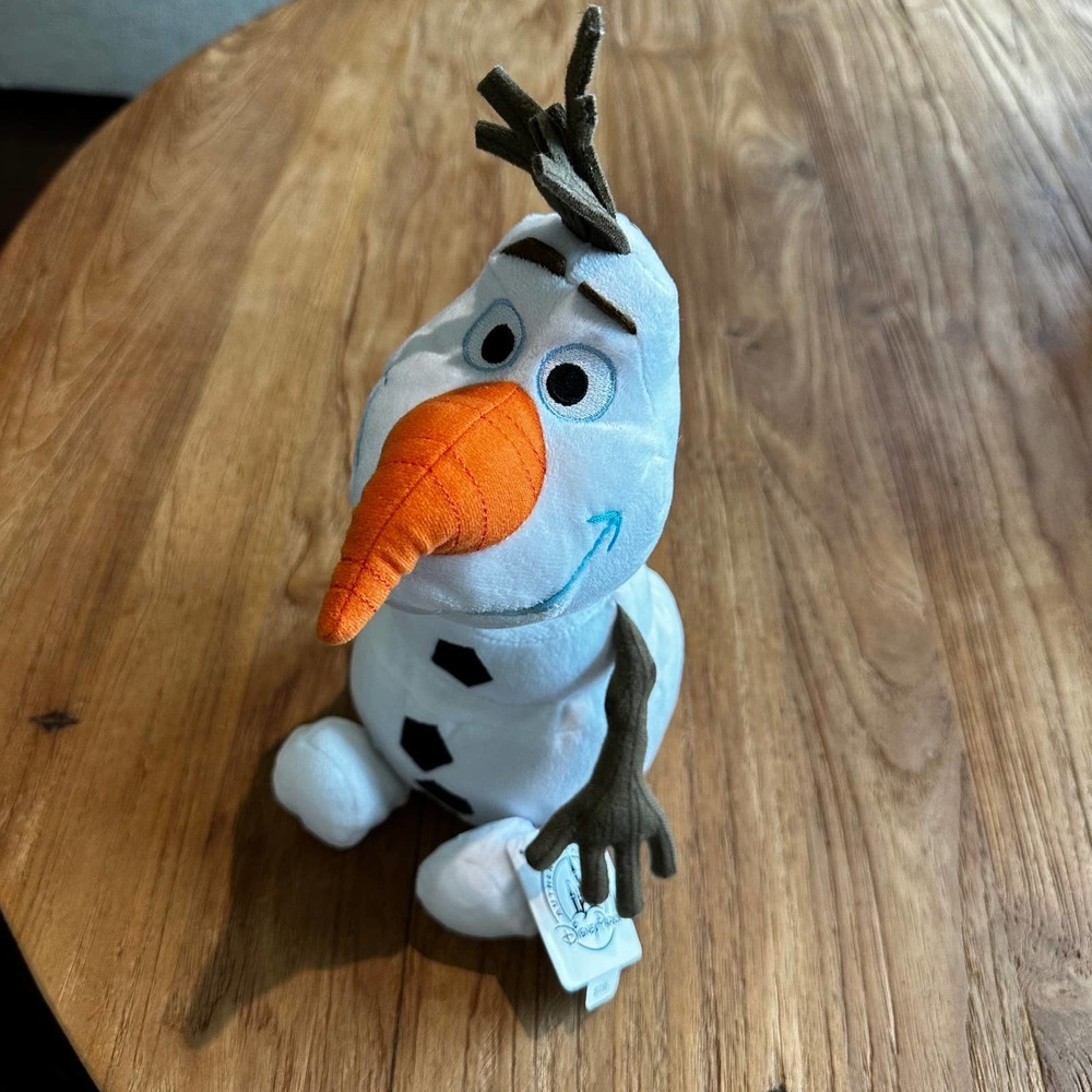 Authentic Disney Parks‎ Resort Olaf Frozen Stuffed Animal Collectible 12”